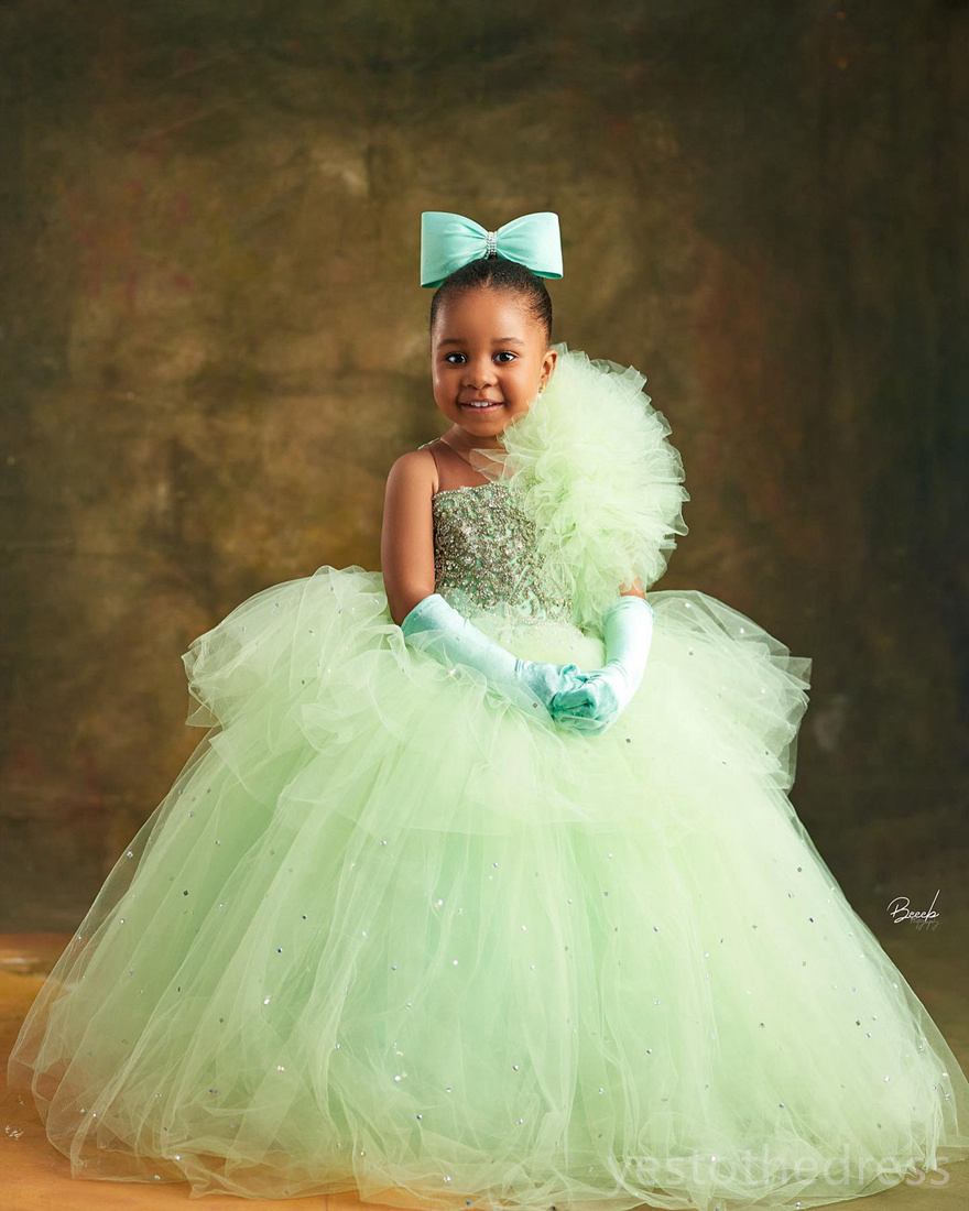 2024 Green Little Girls Birthday Dress Flower Girl Dress Communion Gowns Sheer Neck Rhinestones Decorated Princess Queen Birthday Party Dress for Litt
