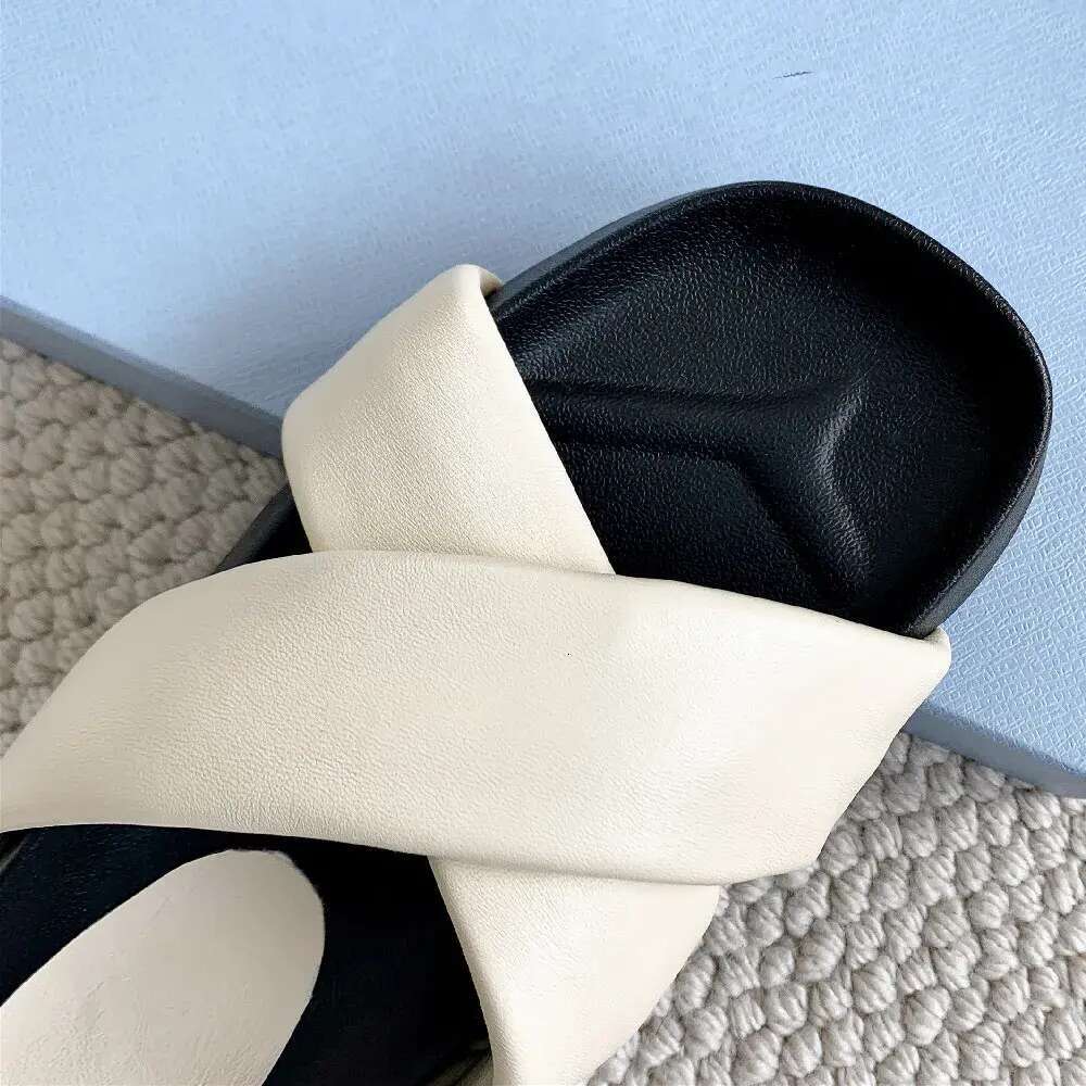 Women's thick sole platform slip-on summer slippers soft comfortable sheepskin casual female sandals open toe slides shoes women b010