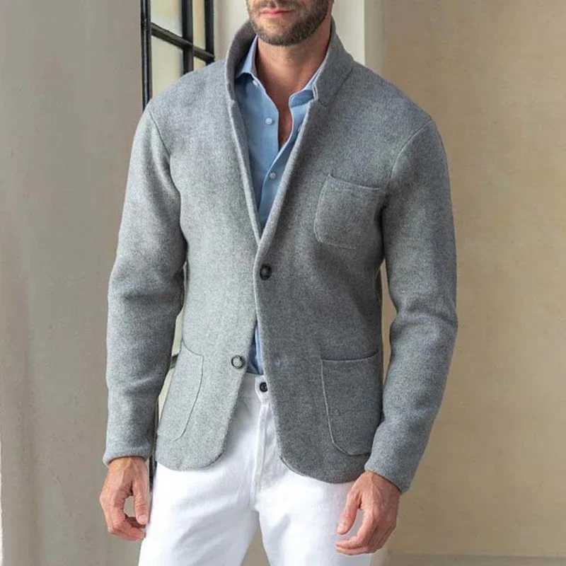 Vintage Stand Collar Button Woolen Jacket Mens Autumn Long Sleeve Pockets Pure Color Cardigan for Men New Spring Fashion OutfitsXJ241119