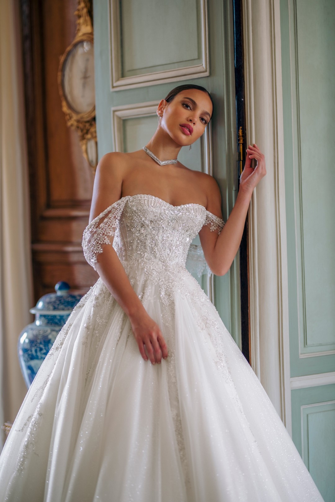 Stunning Beading Pearls Appliques Sweetheart A-Line Wedding Dress Delicate Lace Off Shoulder Short Sleeves Bridal Gowns 2024