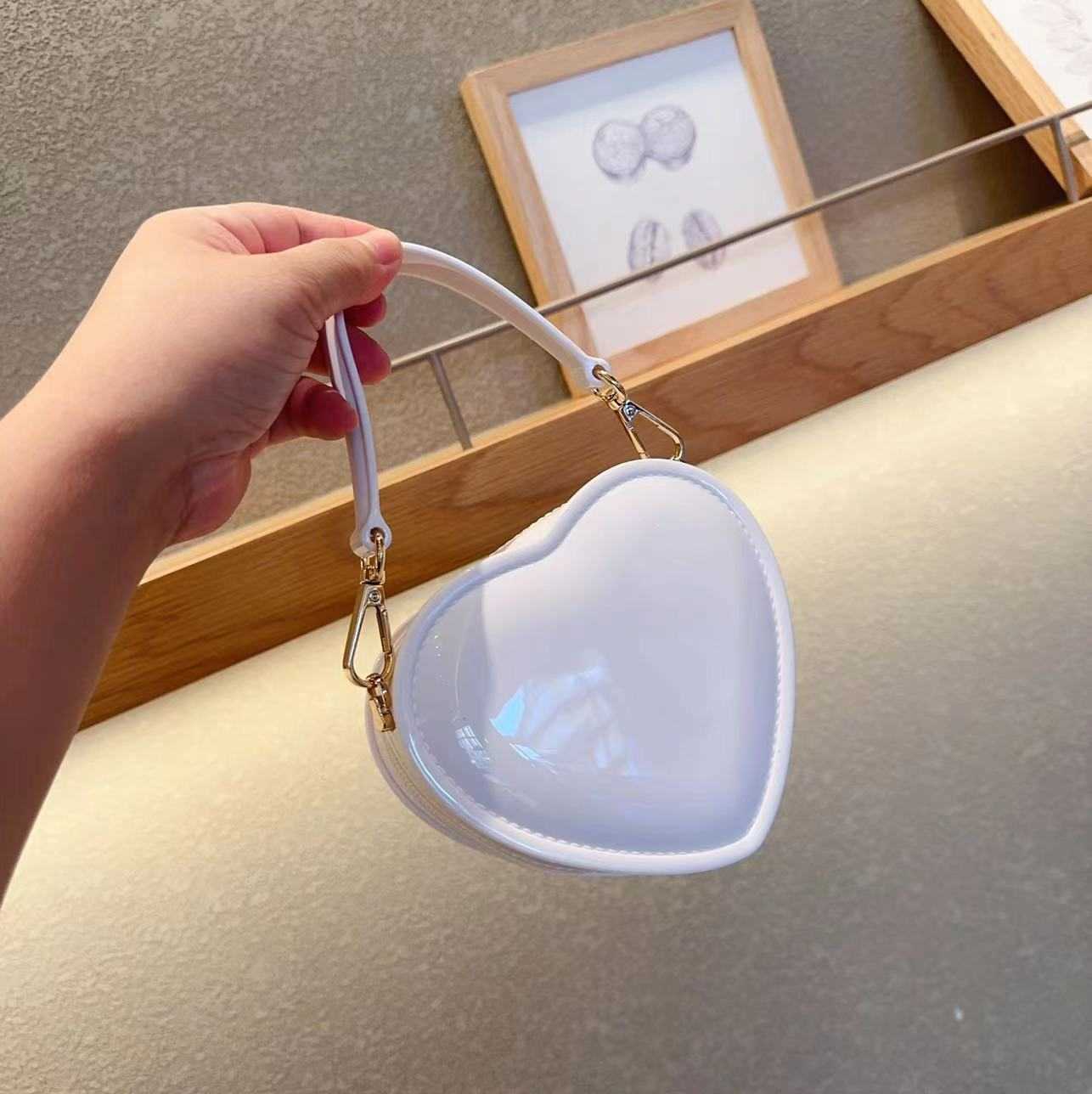 New Korean version Little Fairy Peach Heart Jelly Bag Fashion PVC Cute Style Mini Personalized Love Bag ins