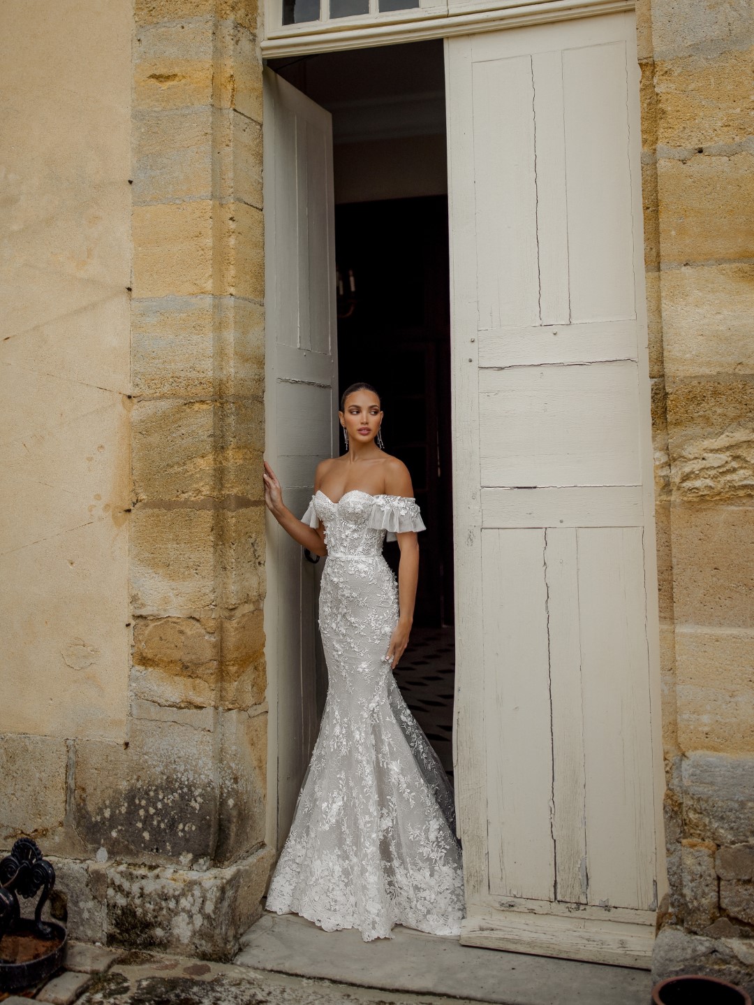 Beauty Beading 3D Embroidery Lace Off Shoulder Short Sleeves Mermaid Wedding Dress With Floral Prints Sweetheart Trumpet Bridal Gowns 2024