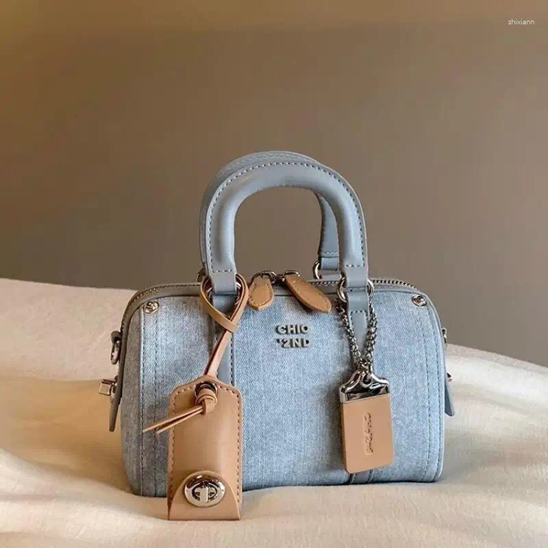 Shoulder Bags Women's Handheld Fashion Canvas Denim Bag Girl Trend Leisure Versatile Square Crossbody