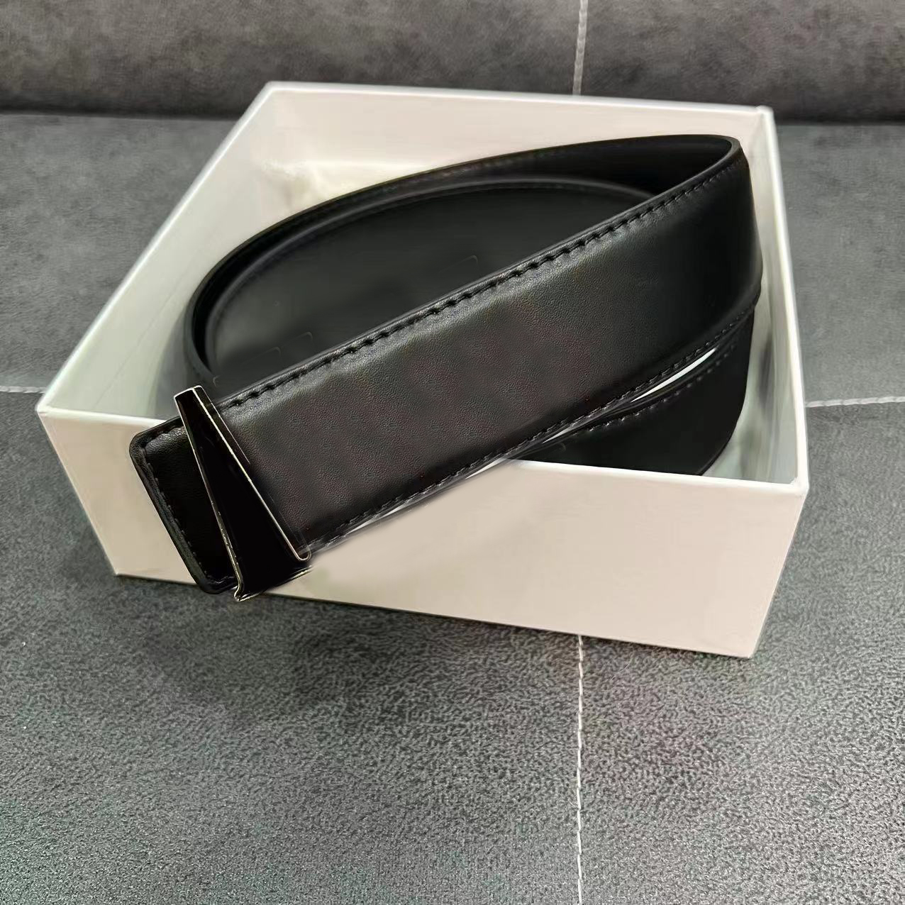Leather belt for women designer luxury belts men black simple casual waistband dresses jeans metal letter buckle smooth designer belt width 4.0cm classical yd013