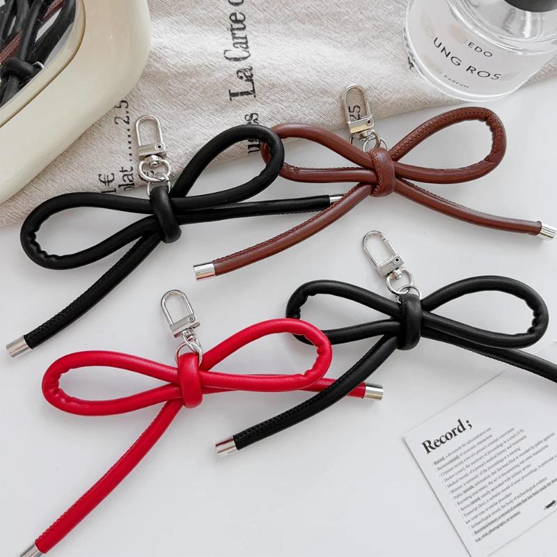 Keychains Korean Fashion Vintage Leather Bow Keychain Haruku Charms Bag Pendant Mobile Phone Accessories Y2K Jewelry