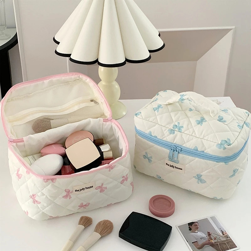 Large capacity makeup bag multifunctional face wash bag portable toilet bag cosmetics zipper bag handbag 241118