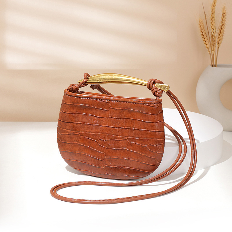 New Style Sardine Fashion In Small Crowd Design Texture Cross Body High Grade Versatile Shoulder Bag Designer Bags Handbags Women