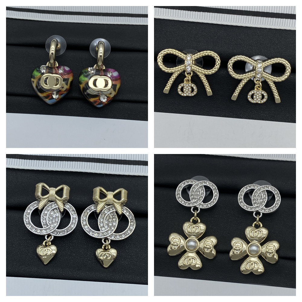 Charm étalons de créateurs boucles d'oreilles en perle de boucle d'oreille en cristal LETTER AVEUX CONSÉRIEUR CONSILLE SIERAD MODE BIELLES DE MÉD