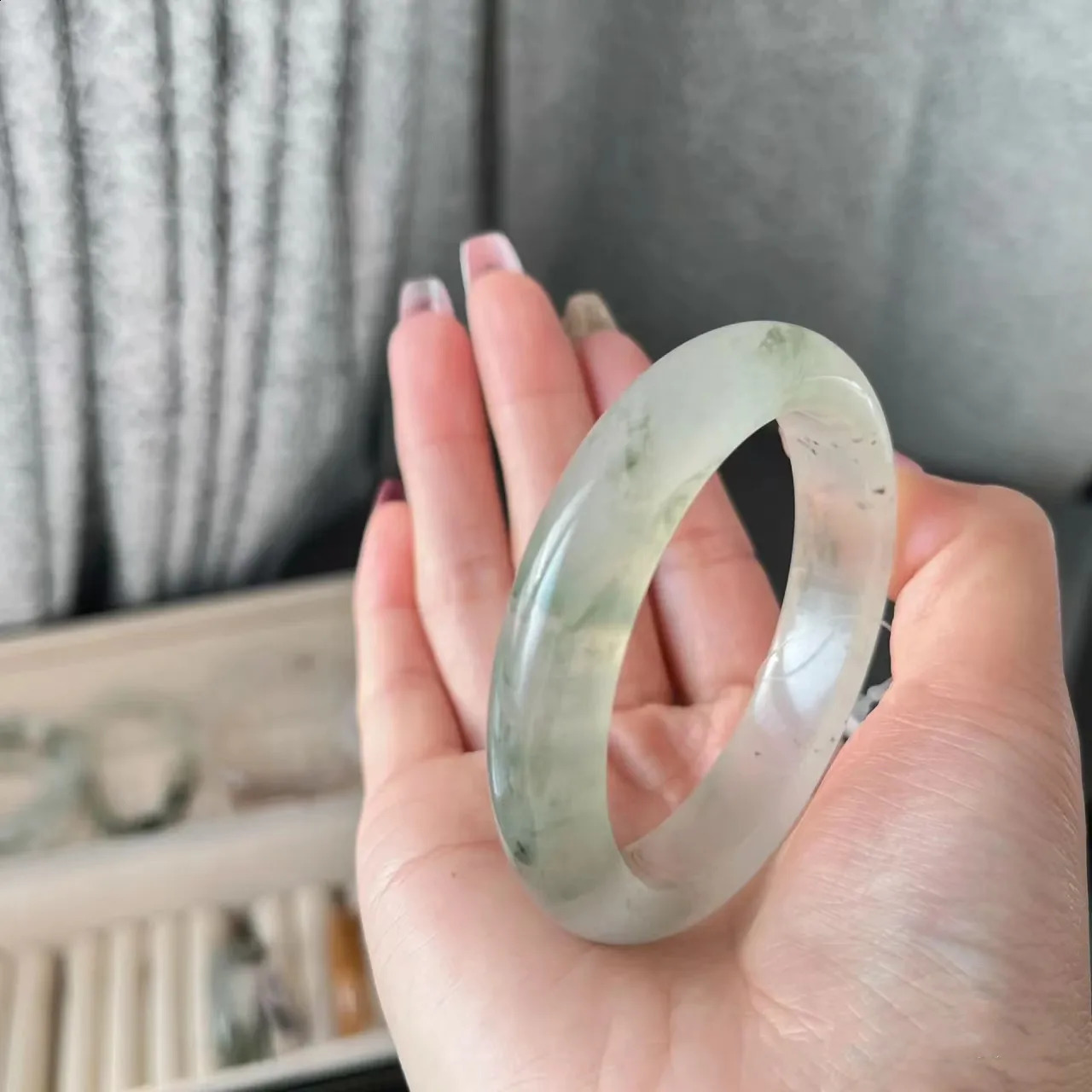 Natural A-level Ice Tianshan Jade Bracelet Golden Silk Jade Womens Floating Flower Jade Bracelet High Quality Bracelet Jewelry 241119