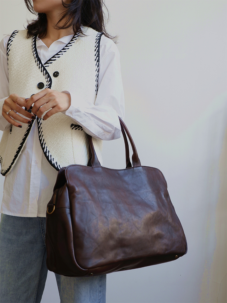 Genuine Leather Women Handbags Cowhide Large Capacity Lady Laptop Travel Bag Business Briefcase Lage Shoulder Bags Big Tote BagVoyage