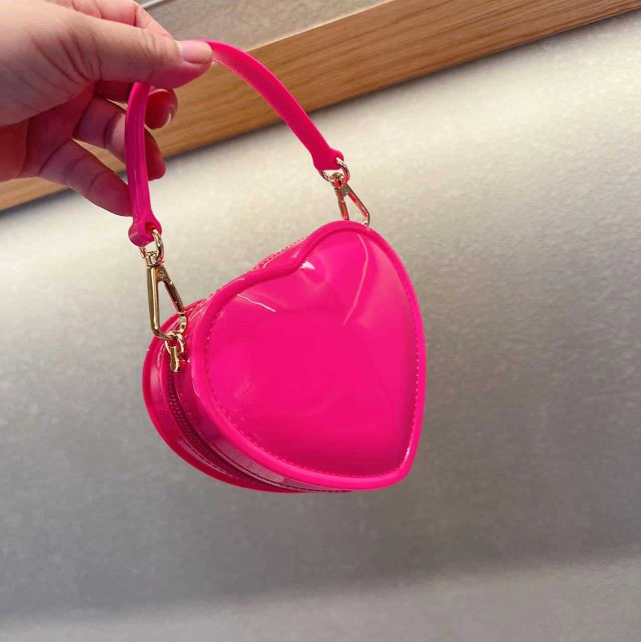 New Korean version Little Fairy Peach Heart Jelly Bag Fashion PVC Cute Style Mini Personalized Love Bag ins