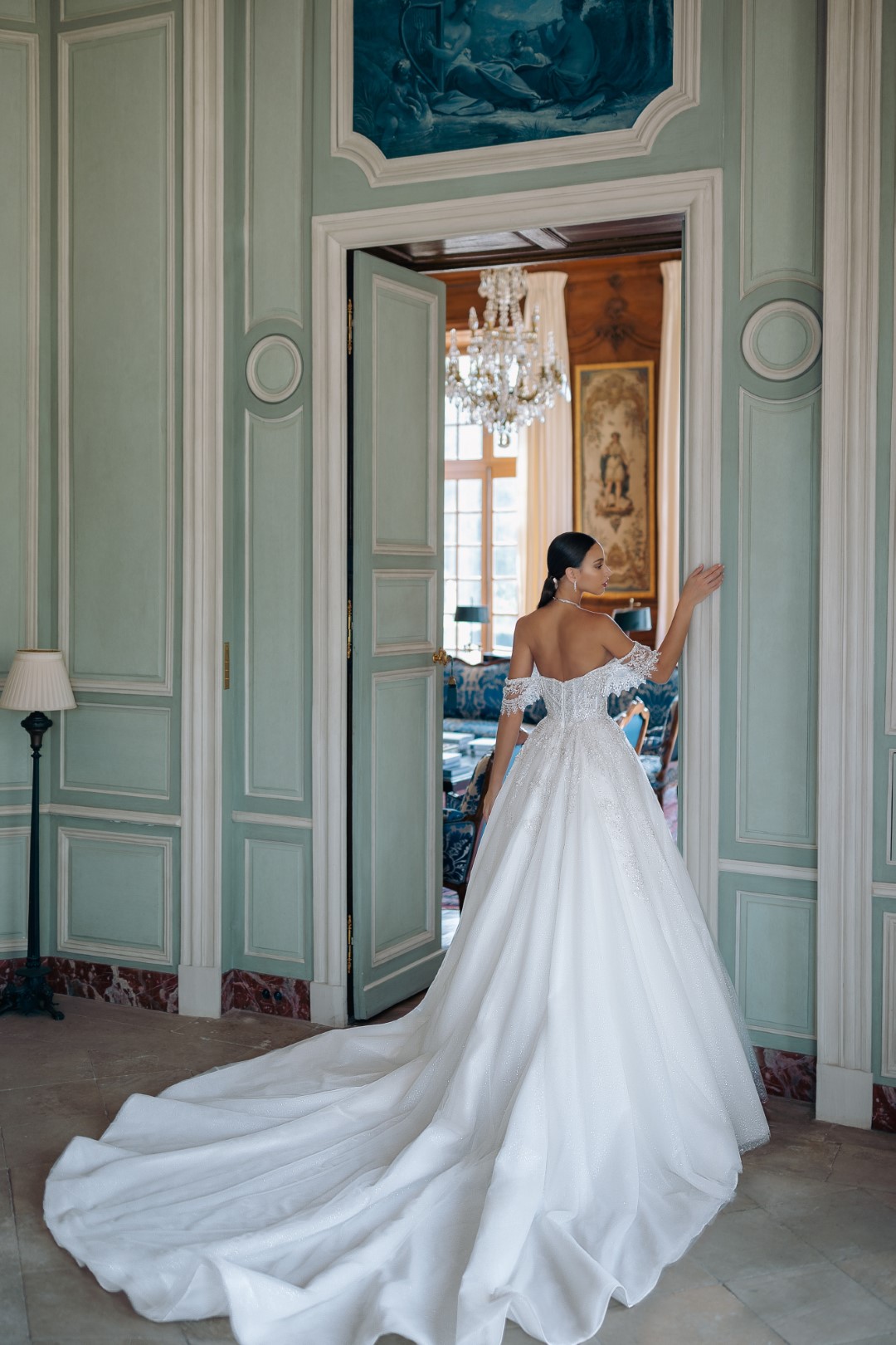 Stunning Beading Pearls Appliques Sweetheart A-Line Wedding Dress Delicate Lace Off Shoulder Short Sleeves Bridal Gowns 2024