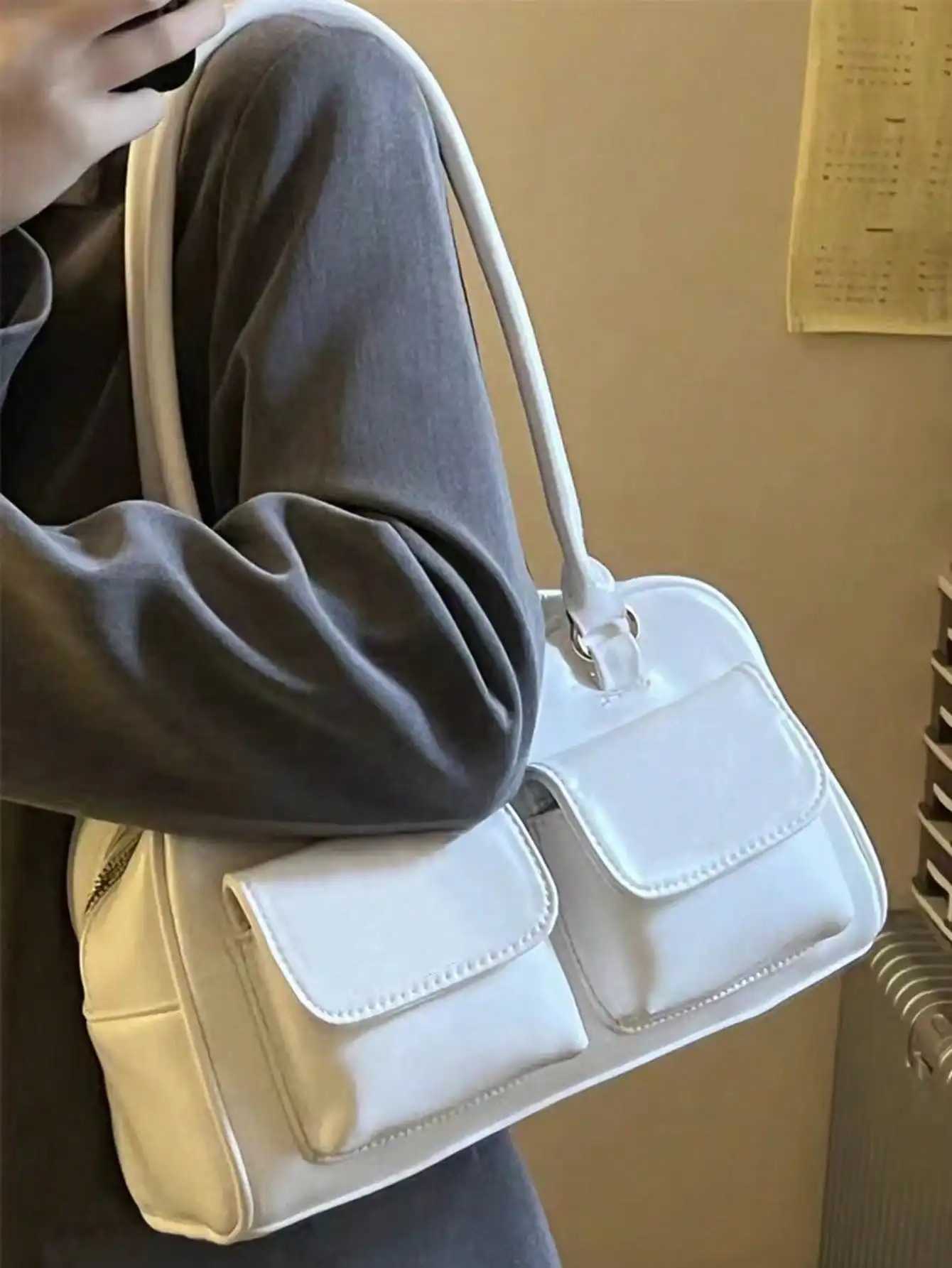 New Fiat and Versatile High end Texture Unique Soft Leather Bag Large Capacity Handheld Horizontal Bag Y250318