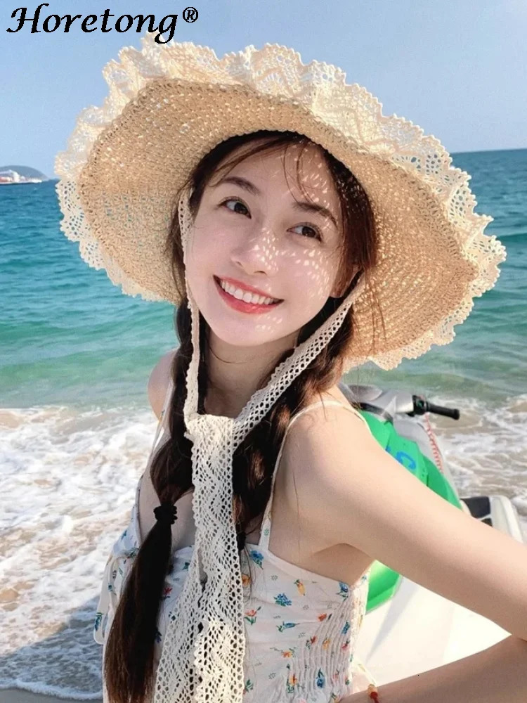 Horetong Femme Beach UV Protection Cap Korean Fashion Hollow Lace Up Foldable Sun Hat Women Summer Large Brim Beach Visors Hat 240323
