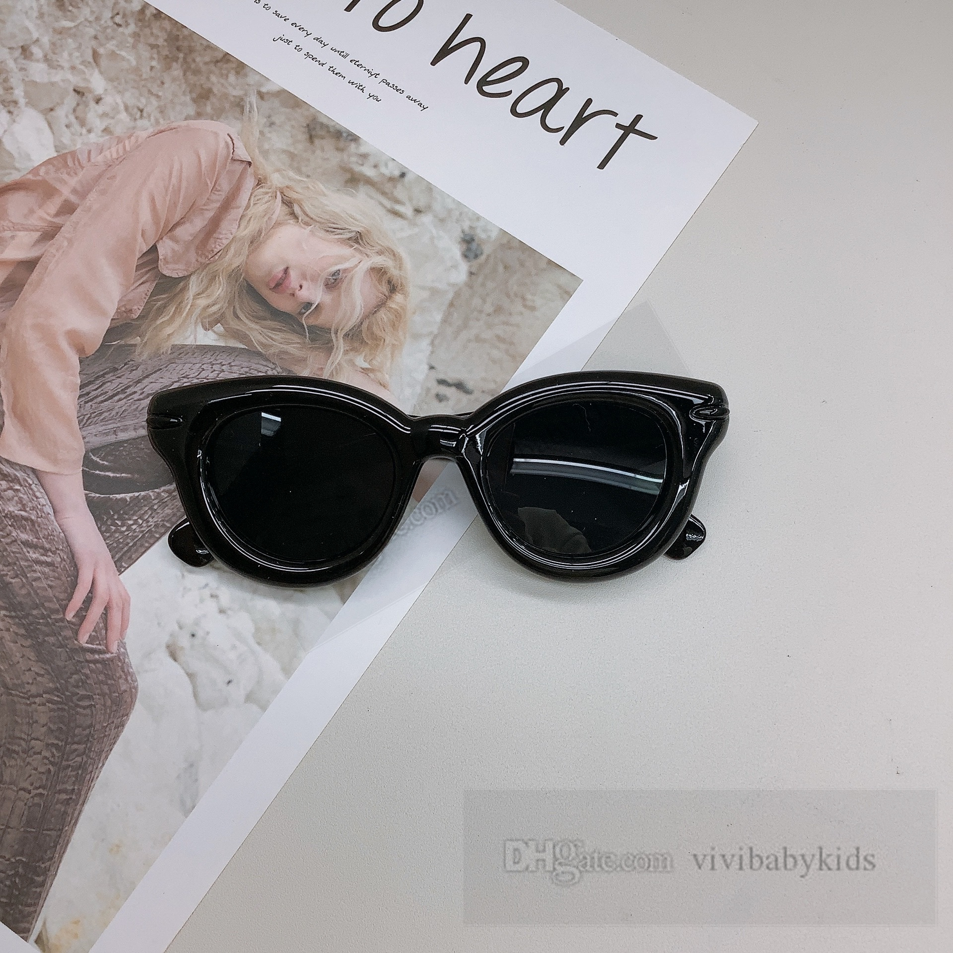 Kids sunglasses Lovely girls boys candy color cat eyes sun sunglass Ultraviolet-proof glasses eyewear fashion children shades Z7788 Z260305