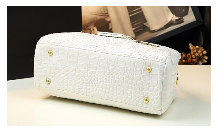 Cowhide Leather Women Handbag Lace Crocodile Pattern Mother Bag Shoulder Messenger Three-Layer Middle-Aged Portable Boston Bags Genuine Leather BagVoy