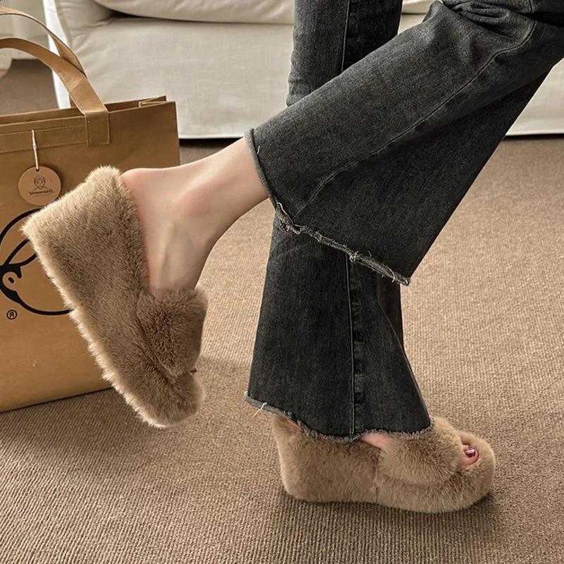 Autumn Winter Wedge Fluffy Slippers Woman Home Fur Slippers for Women Chunky Platform Slides Cozy Fuzzy Indoor Shoes 241118