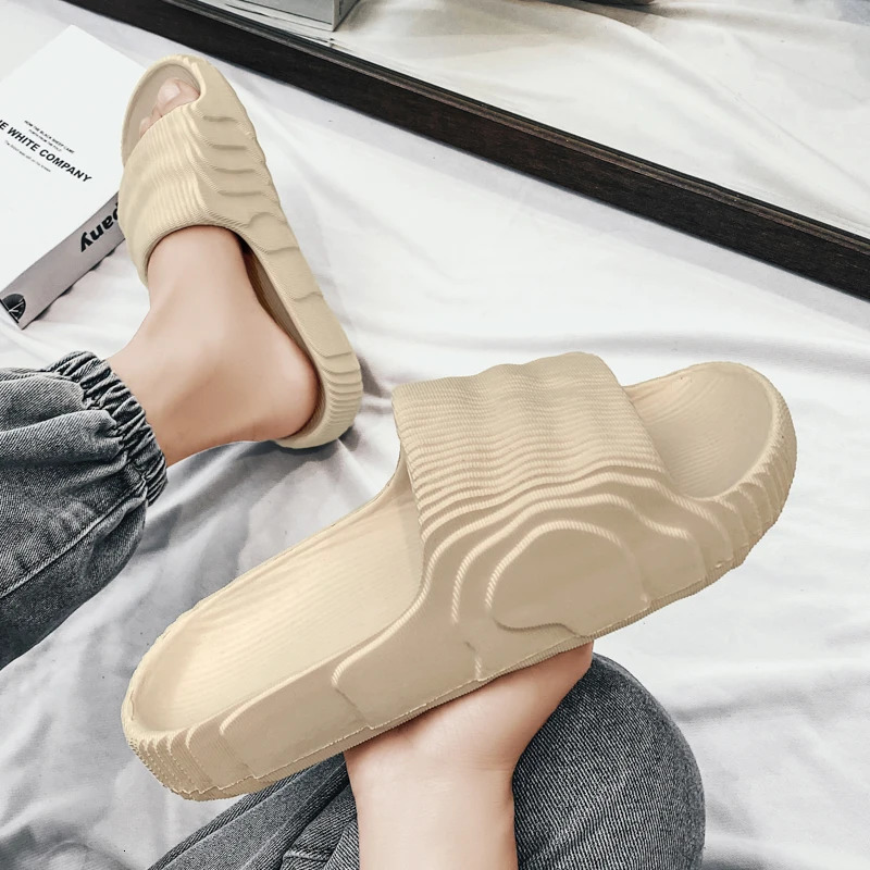 Summer Beach Outdoor Slides Ladies Slippers Outside EVA Soft Bottom Unisex Bathroom Bath Sandal Flip Flops Flat Shoes 241118