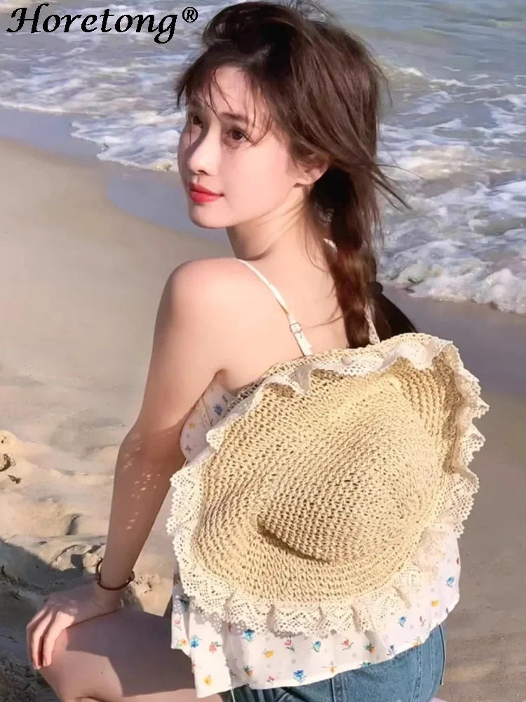 Horetong Femme Beach UV Protection Cap Korean Fashion Hollow Lace Up Foldable Sun Hat Women Summer Large Brim Beach Visors Hat 240323