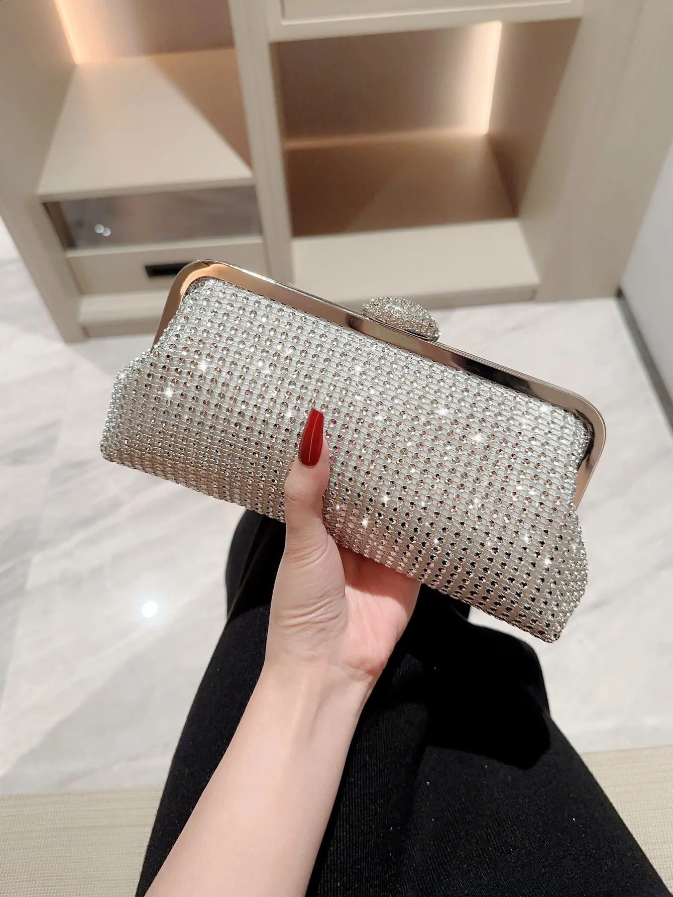 Womens Fashion Shiny Evening Bag Clutch Party Prom Dress Chain 241115