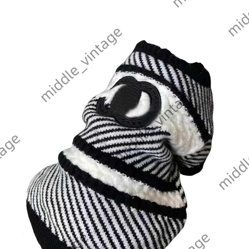Fashionable Pet Knitted Sweaters Designer Dog Clothing Outdoor Companion Cat Clothes For Small And Medium Dogs