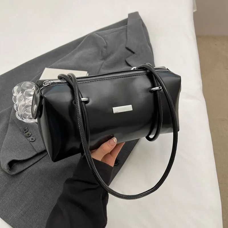 Elegant Women Solid Color Leather Shoulder Bag Fashion Zipper Small Handbags Luxury Designer Retro Ladies Underarm Shopping Bags Y250319