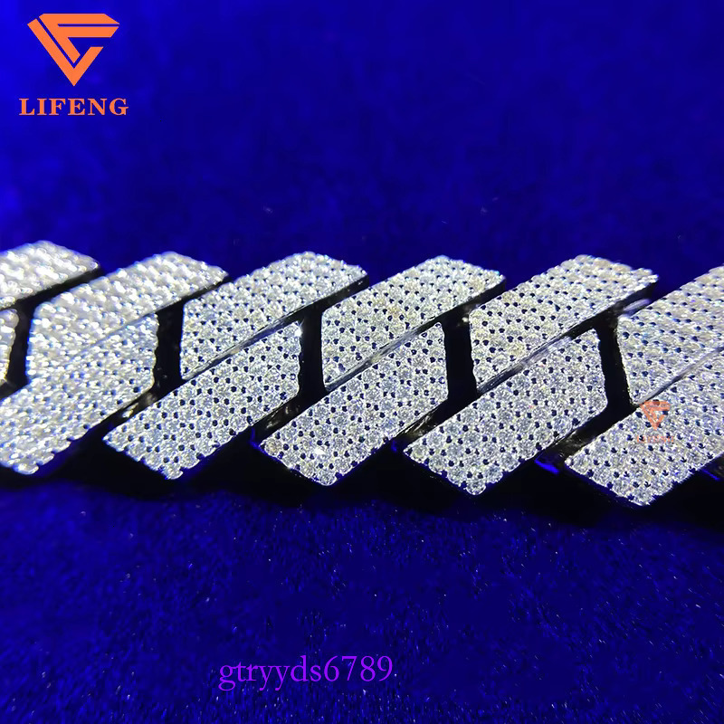Factory Wholesale Men's Sterg Sier Bracelet High Quality Hip Hop Jewelry Iced Cuban Chain VVS Moissanite White Gift