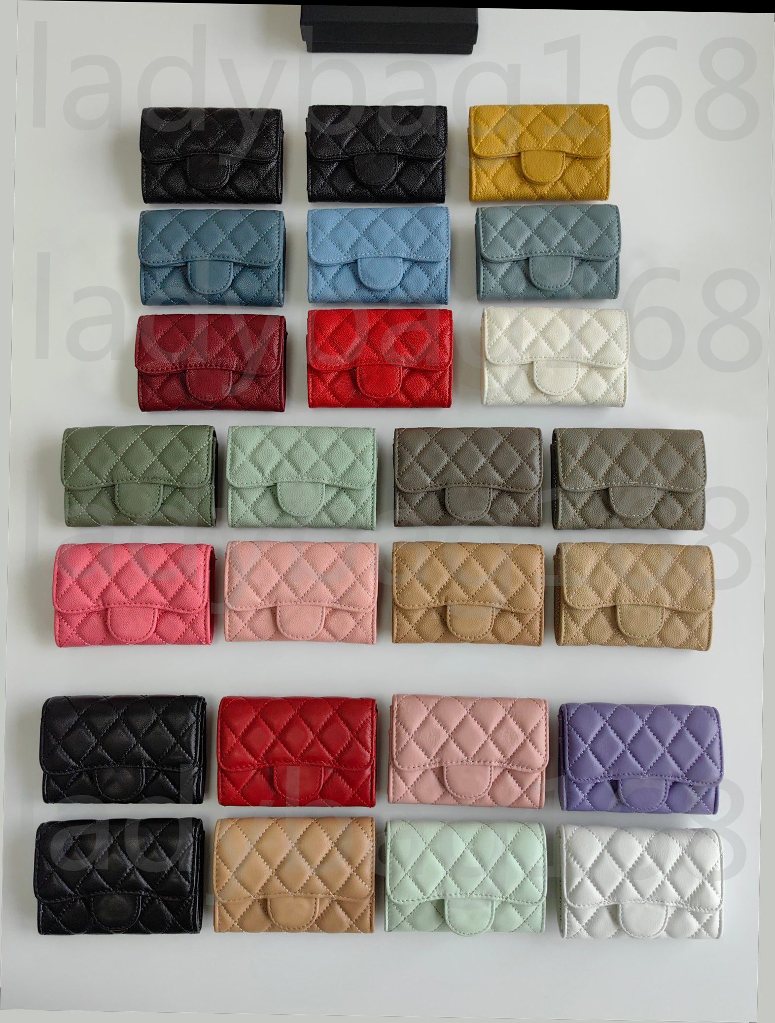 Elegant Women's Caviar Leather Card Holder with Secure Closure & Foldable Feature - Comes with a Gift Box