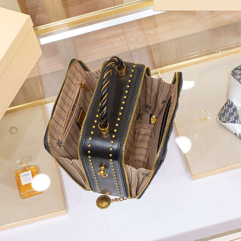 Women's handbag 2025 new brand handbag, leather bucket bag, high-end designer, one shoulder crossbody box, small square bag