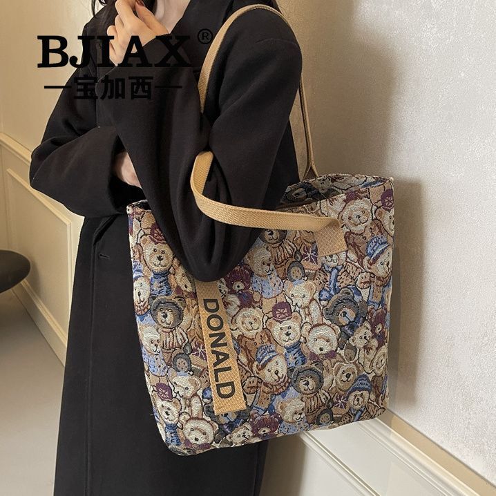 leisure New Baojiaxi Bear Embroidered Canvas Women s New Single Shoulder Large trend Capacity Commuter Handbag Designer Bag