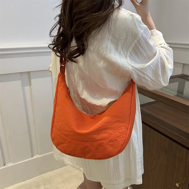 Crescent Shoulder Women - Adjustable Strap Hot New Nylon Crossbody Bag With Zipper For Work & Travel Classic bags