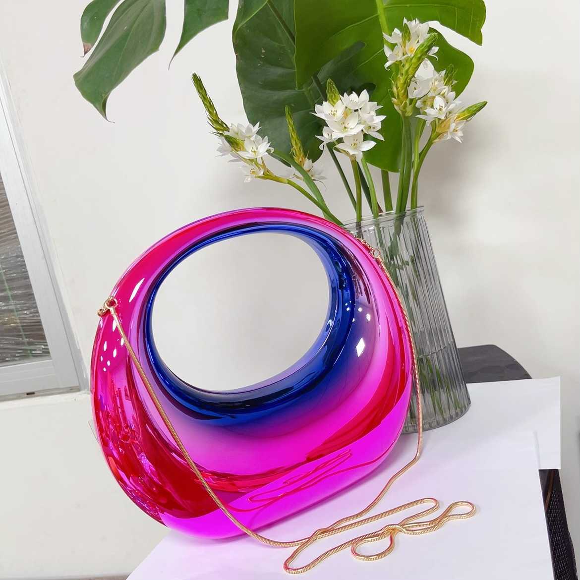 Spring/Summer New Product High end Bent Moon Bag Gold and Silver Ornament Home Decoration Handbag Acrylic Bag