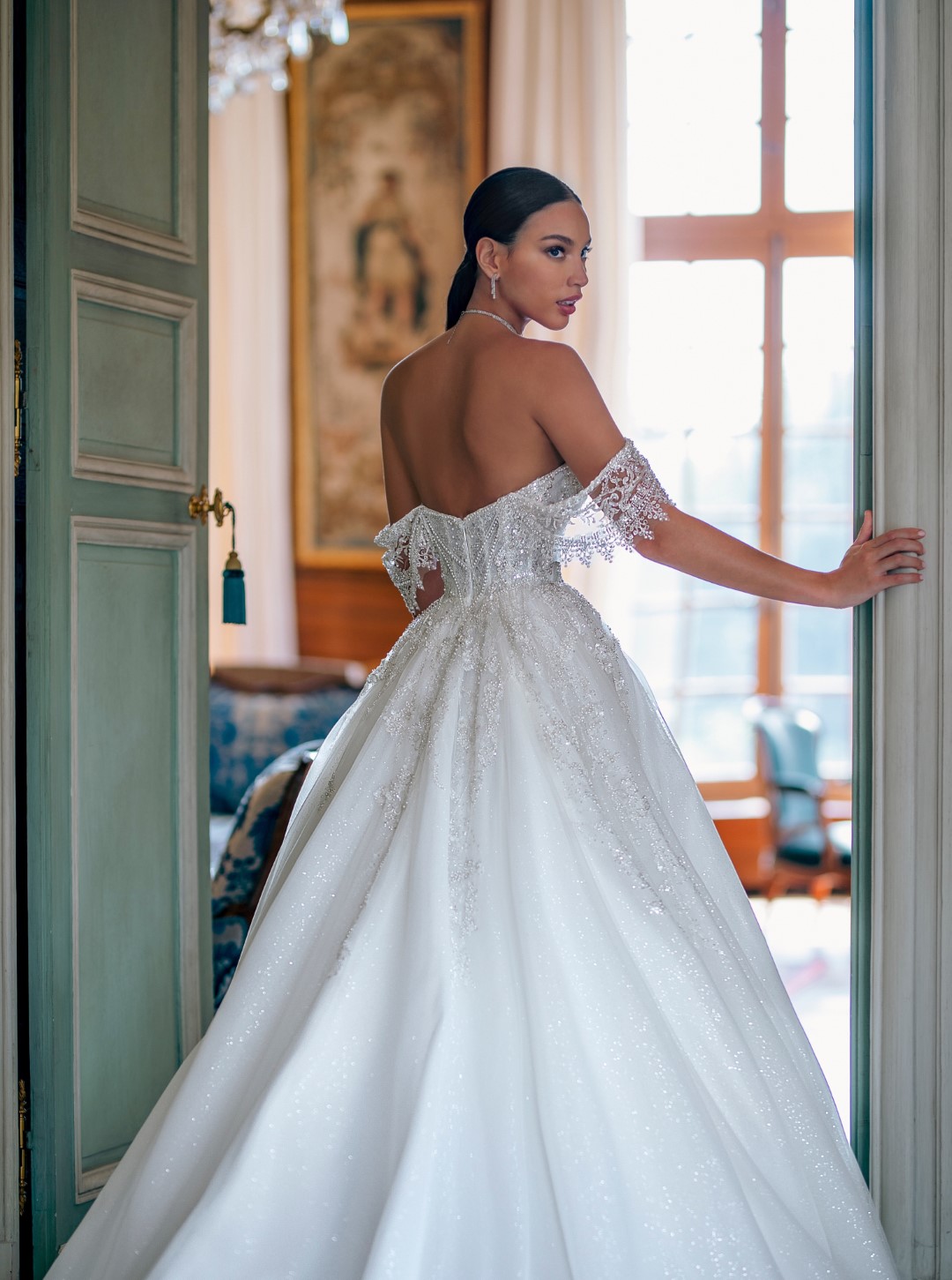 Stunning Beading Pearls Appliques Sweetheart A-Line Wedding Dress Delicate Lace Off Shoulder Short Sleeves Bridal Gowns 2024