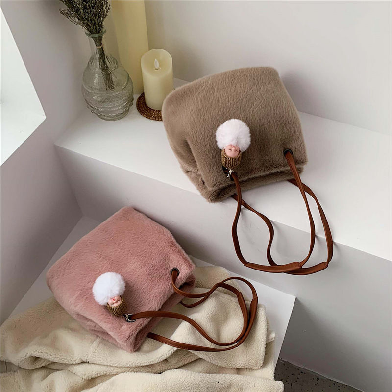 New autumn trend and winter women s single shoulder Korean version multifunctional crossbody bag leisure large capacity fashionable multi hair handbag