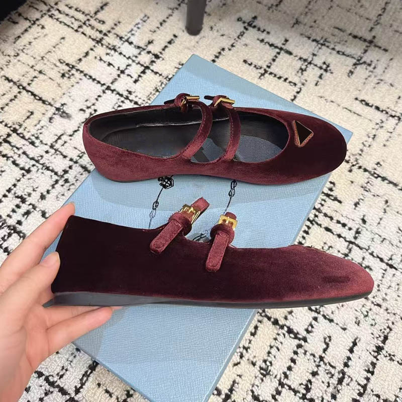 Women Ballet Shoe Designer Velvet Adjustable 2 Buckle Straps Mary Jane Shoe Flat Heels Girl Dress Shoe Retro Round Burgundy Brown Ladies Outdoor Loafer Leisure Shoe