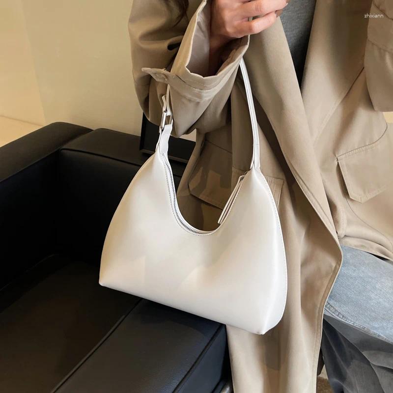 Hobo MOODS Fashion Underarm Shoulder Bags For Women PU Leather Pure Color Armpit Bag Purses And Handbag zhanyishengli