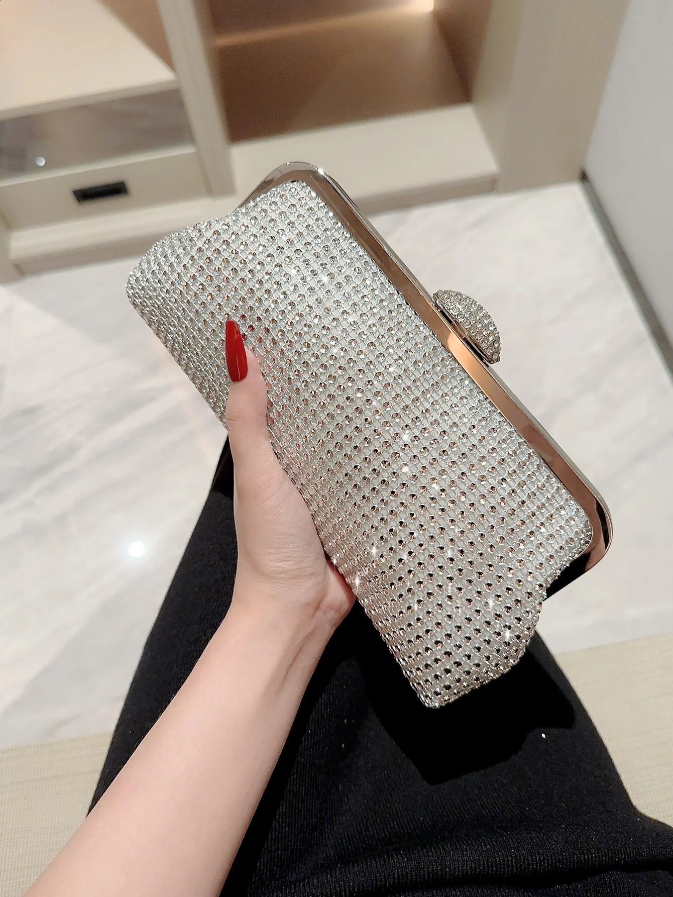 Womens Fashion Shiny Evening Bag Clutch Party Prom Dress Chain 241115
