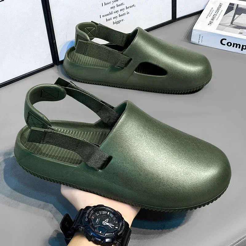 Fashion Mens Sandals Waterproof Oil Proofing Chef Shoes Nurse Doctor Casual Comfort Beach Slippers Nonslip Garden 241118