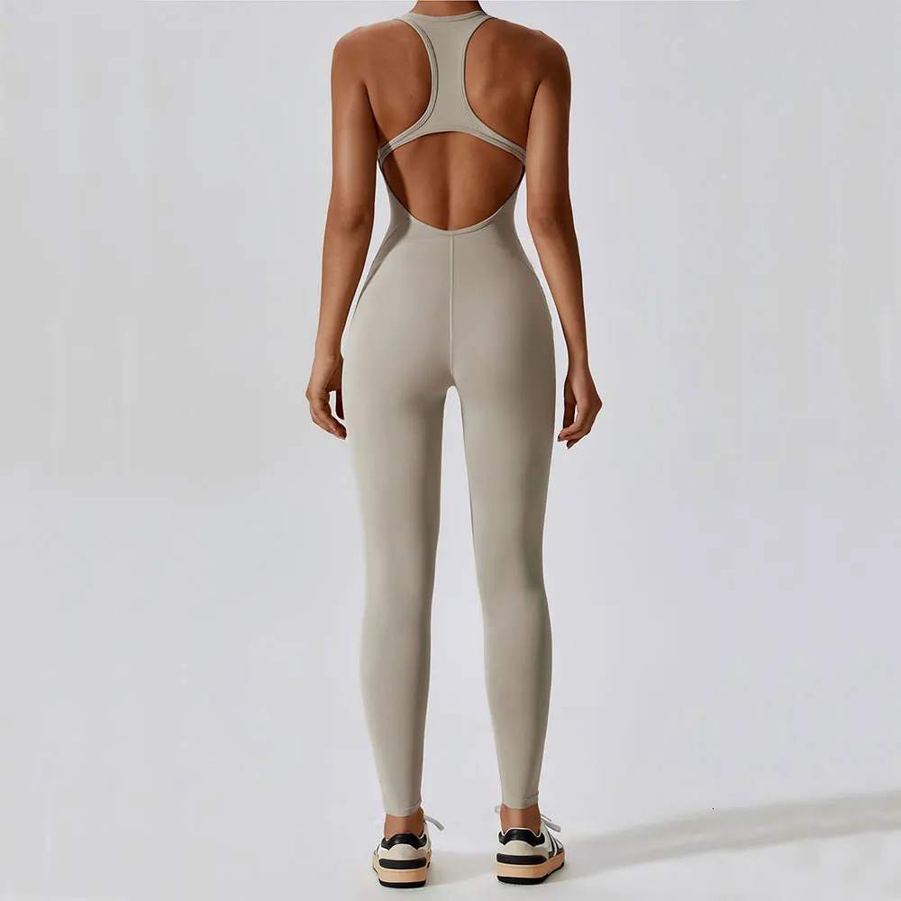 Yoga Jumpsuit Fitness Sports Overalls Gym Clothing Set Yoga Wear Pilates Workout Clothes for Women Outfit push-up Activewear 240407