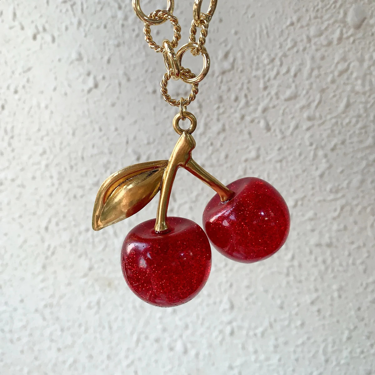 5 pieces red cherry pendant necklace jewelry accessories long neck cherry pendant necklace gold nugget chain 241119