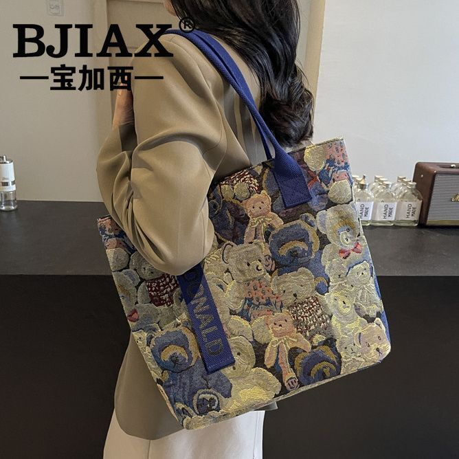 leisure New Baojiaxi Bear Embroidered Canvas Women s New Single Shoulder Large trend Capacity Commuter Handbag Designer Bag