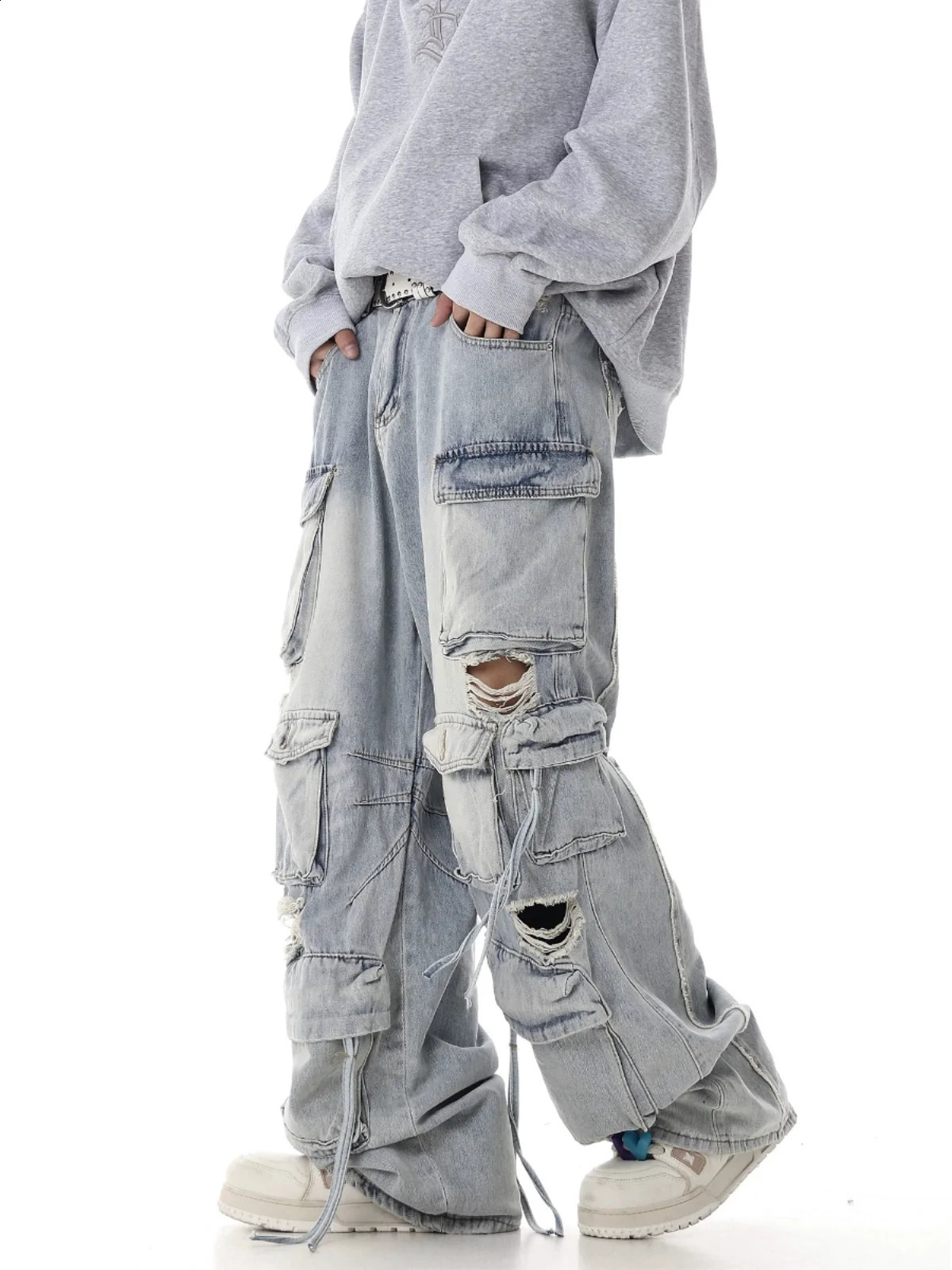Multi pocket cargo jeans hip-hop streetwear mens pants Distressed Ripped pocket jeans direct jeans 241119
