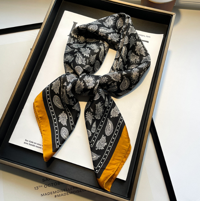 70x70cm Luxury Old Flower Letter Presbyopia Scarf 70cm Silk Scarf Letters Print Floral Silk Decorative Scarf Bank White Collar Professional Scarf Ribbon Head Wraps