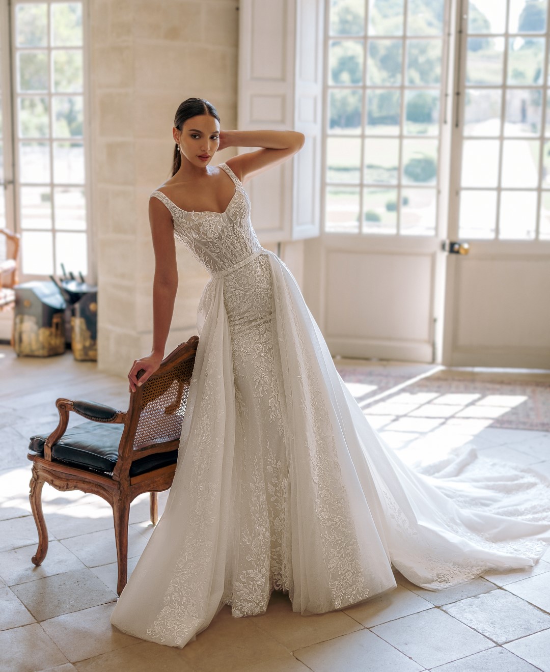 Attackable Beading Pearls Embroidery Lace Square Collar Mermaid Wedding Dress With spaghetti straps Sleeveless 2 In 1 Trumpet Bridal Gowns 2024