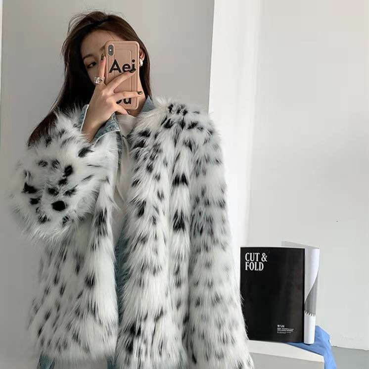 New Korean version imitation fox spotted coat for women, thick and warm fur coat, plus size women's clothing
