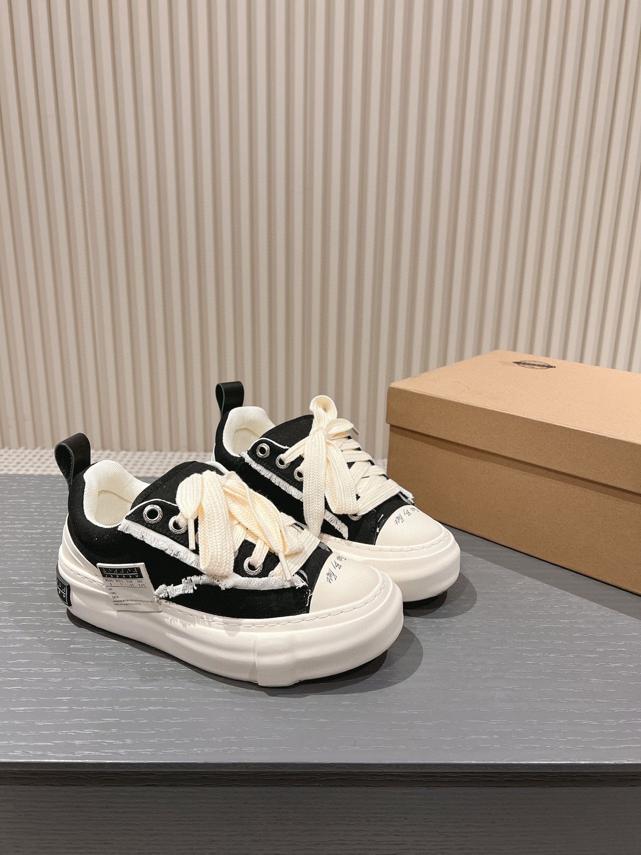 XVESSEL NOUGAT CLASSIC Women Shoes 4CM Thick Bottom Ladies Half Drag Designer Vessel Tripe S Piece by Pieces Speed Black Canvas Shoes