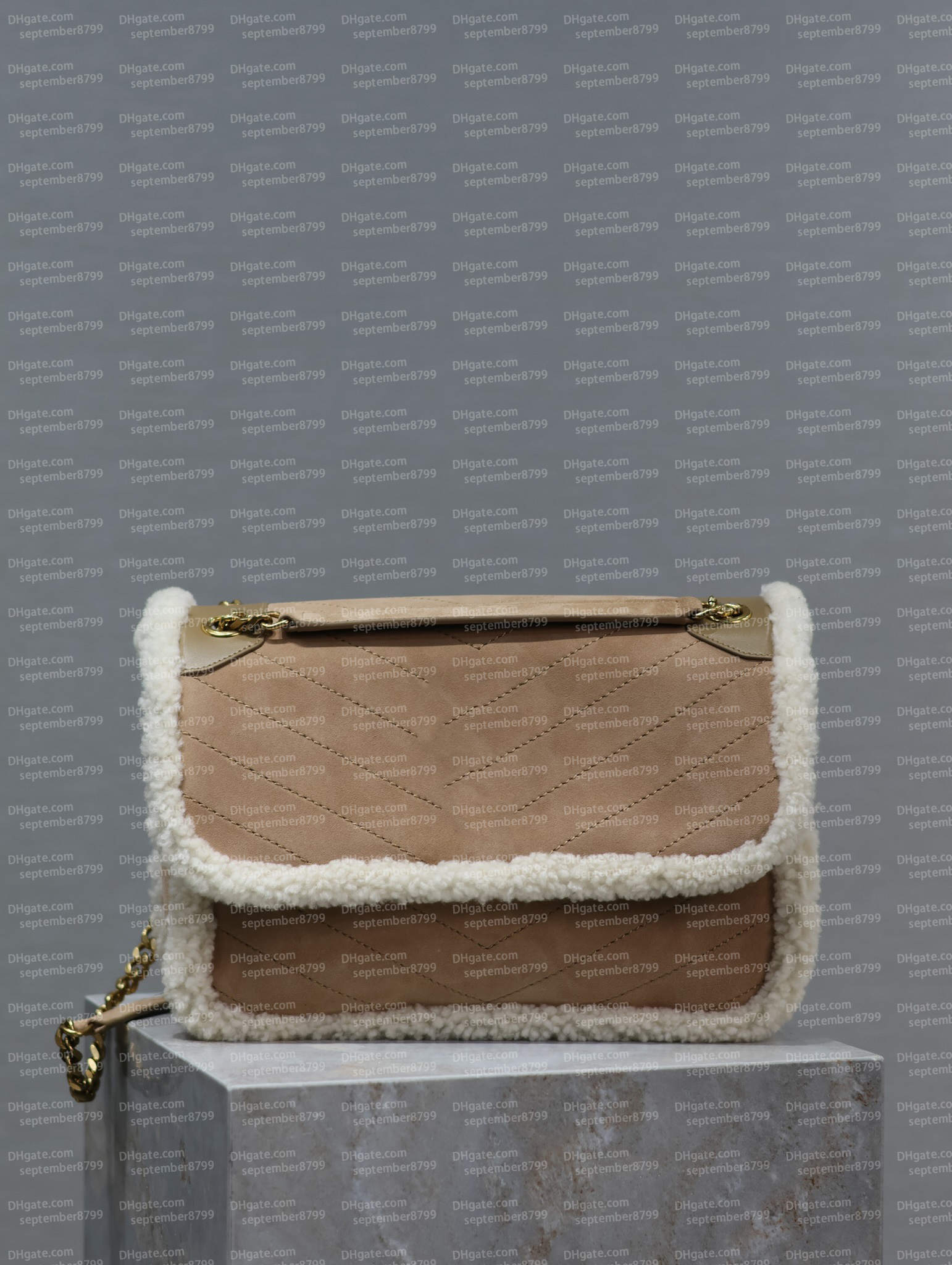 Woman Lamb Wool Chain Envelope Bag 12A Mirror Quality Underarm Designers Bag Shoulder Crossbody Bag 22cm - 28cm With Box