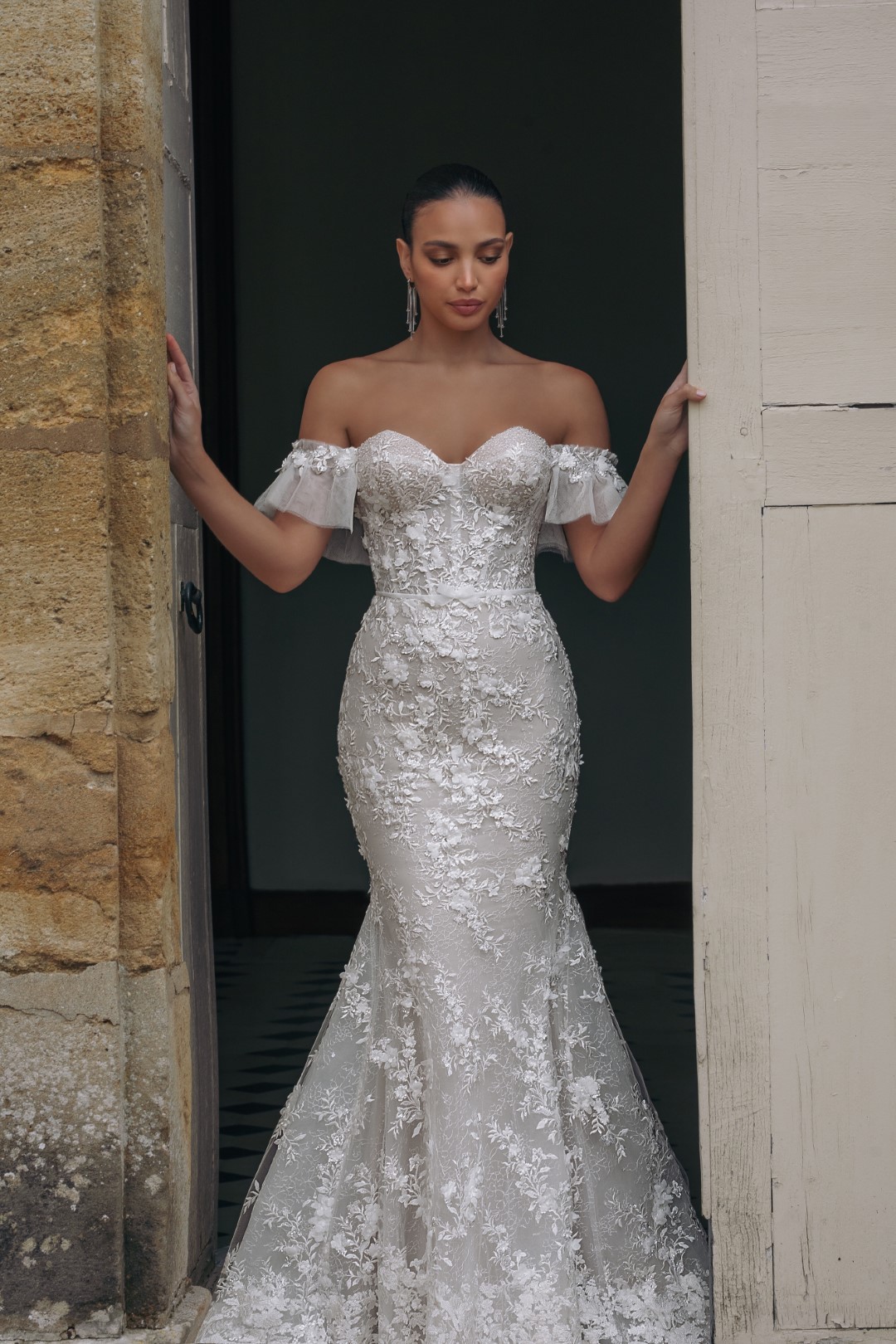 Beauty Beading 3D Embroidery Lace Off Shoulder Short Sleeves Mermaid Wedding Dress With Floral Prints Sweetheart Trumpet Bridal Gowns 2024