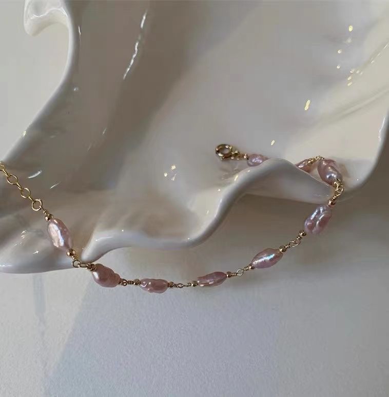 2024 New Fashion Jewelry Necklace Light Luxury Freshwater Pearl Baroque Necklace