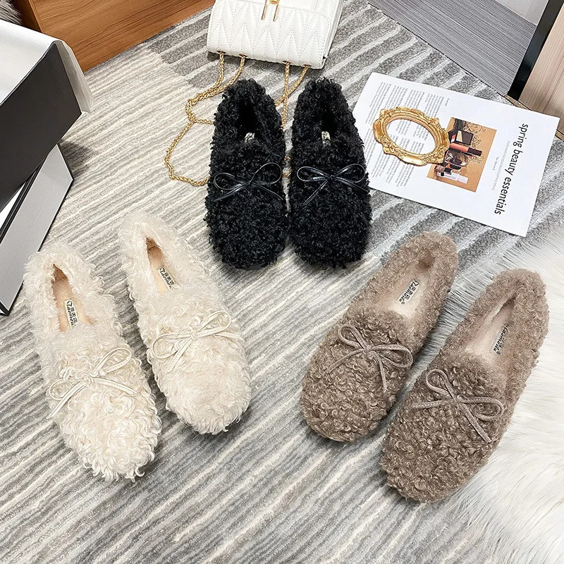 Womens plush cotton shoes Winter outdoor warm snow boots Flat bottomed Lefu shoes Lambhair Butterfly decoration Large 41 250206